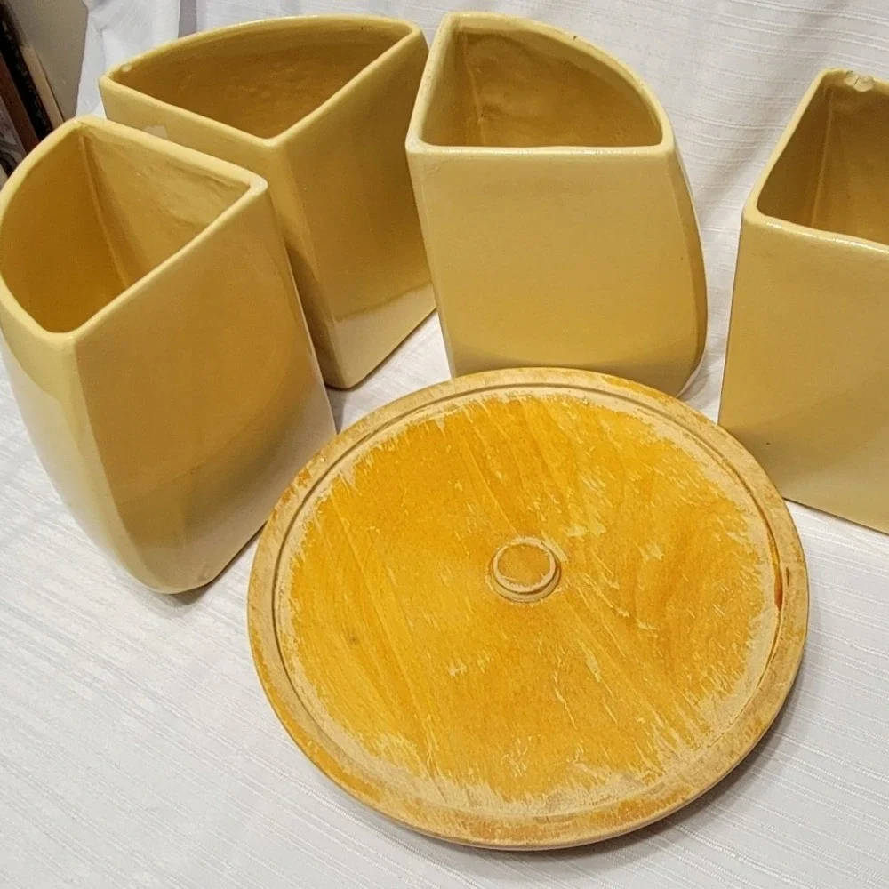Vintage Ceramic Fruit Motif Wood lid 4 Piece Wedge Cannister set lazy susan